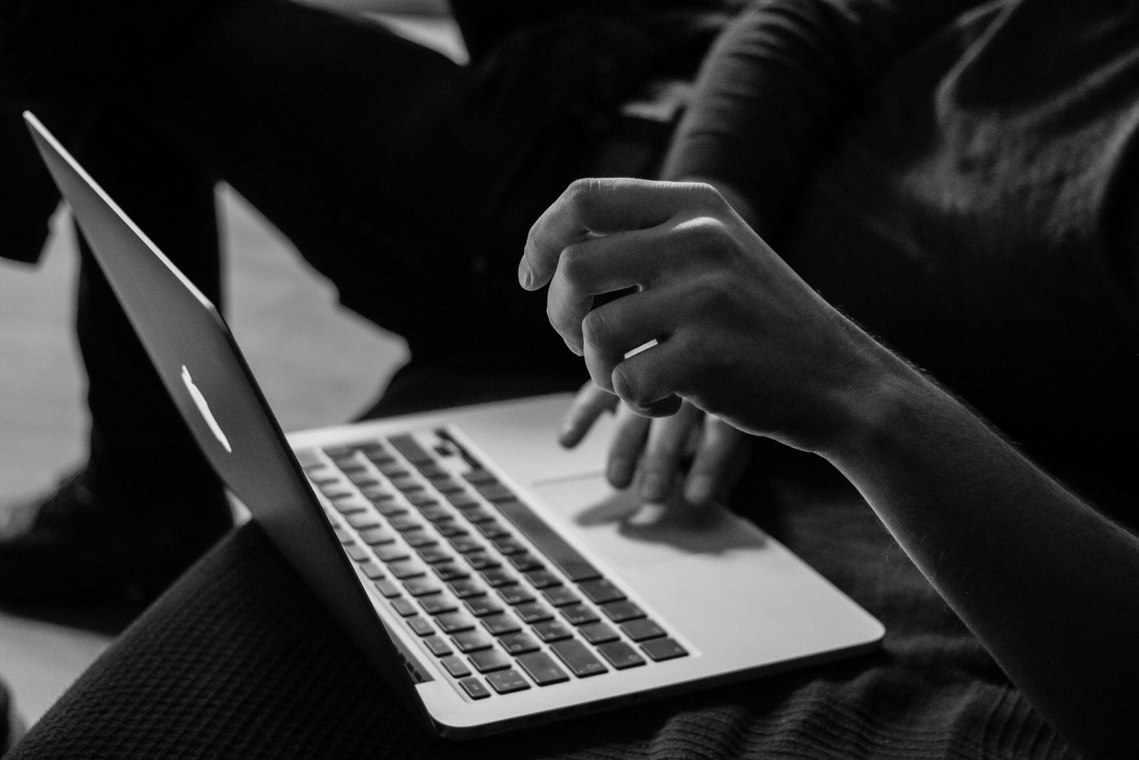 Online Arabic Tutors for elders | Teach Arabic to Your Kids